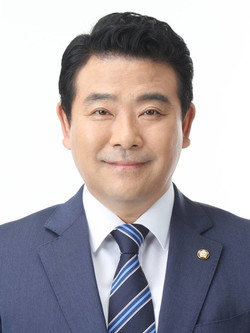 박정 의원.